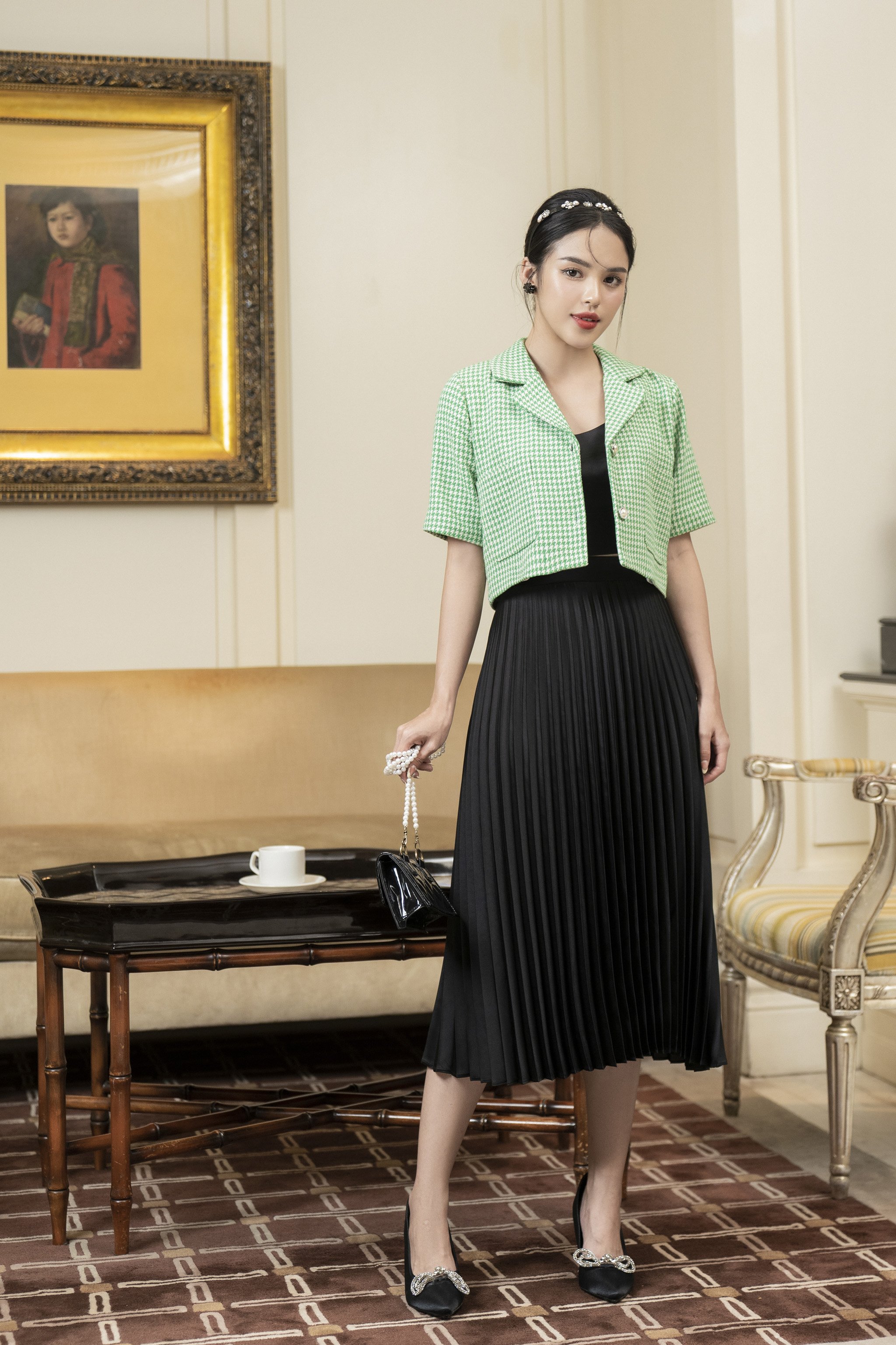 Áo tweed cổ hai ve dáng croptop