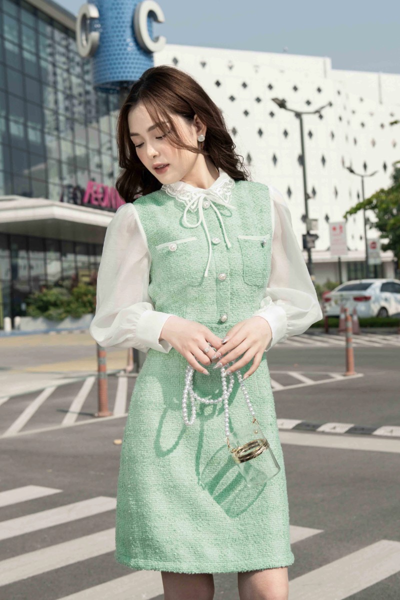 Váy cổ đức ren đính nơ, túi ngực