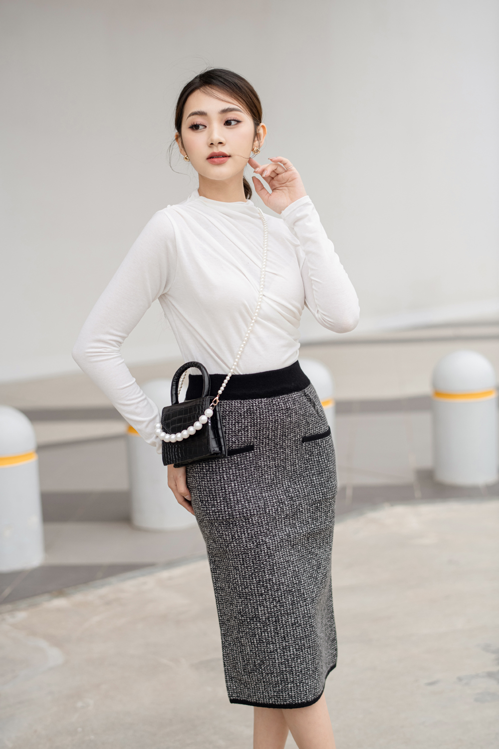 Chân váy bút chì màu trắng CV03-18 | Thời trang công sở K&K Fashion