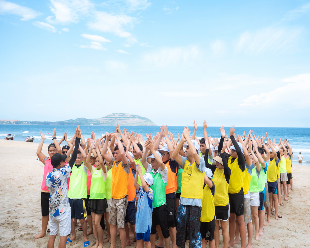 Thuê MC tổ chức teambuilding