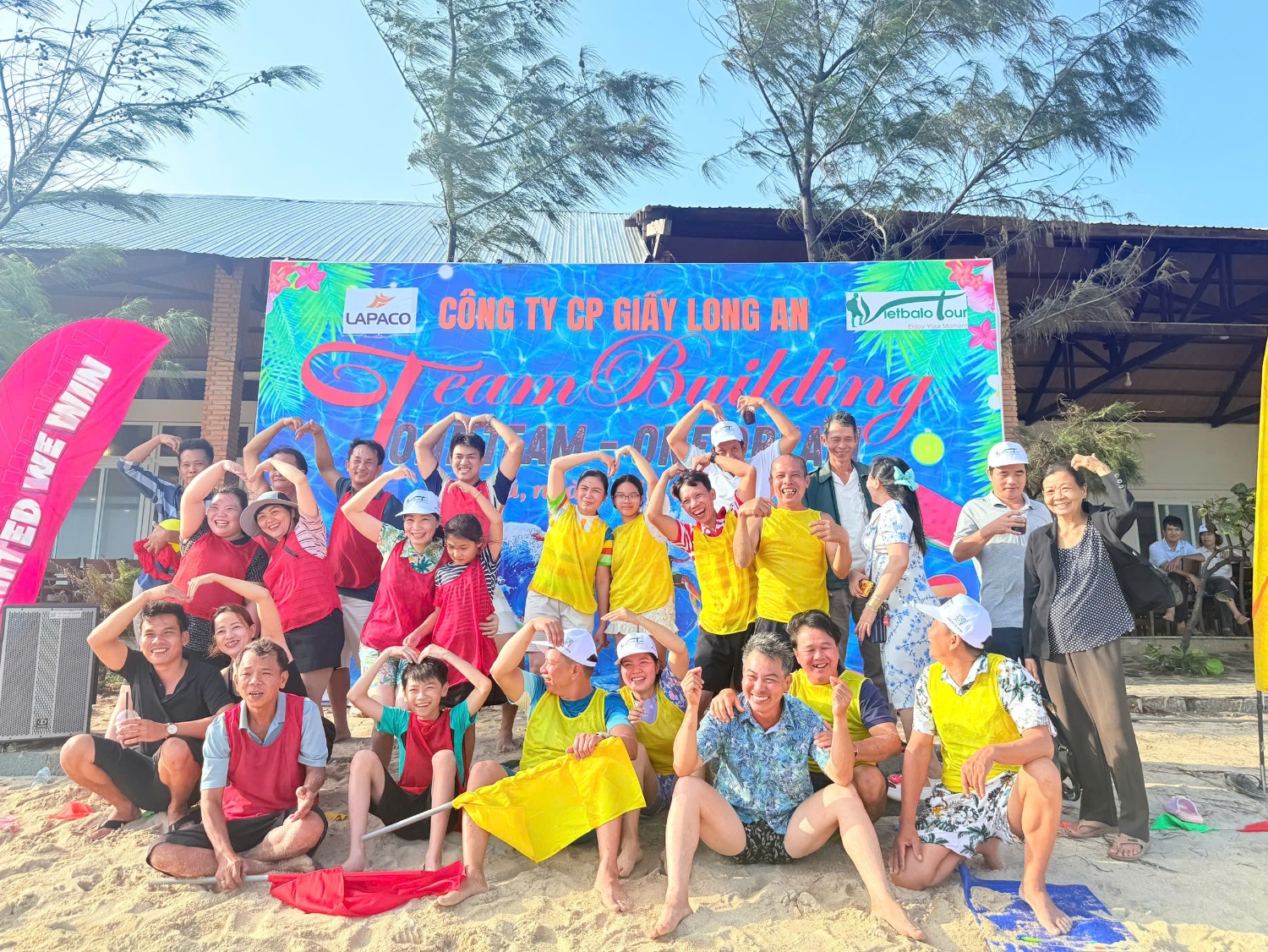 Thuê MC quản trò học sinh