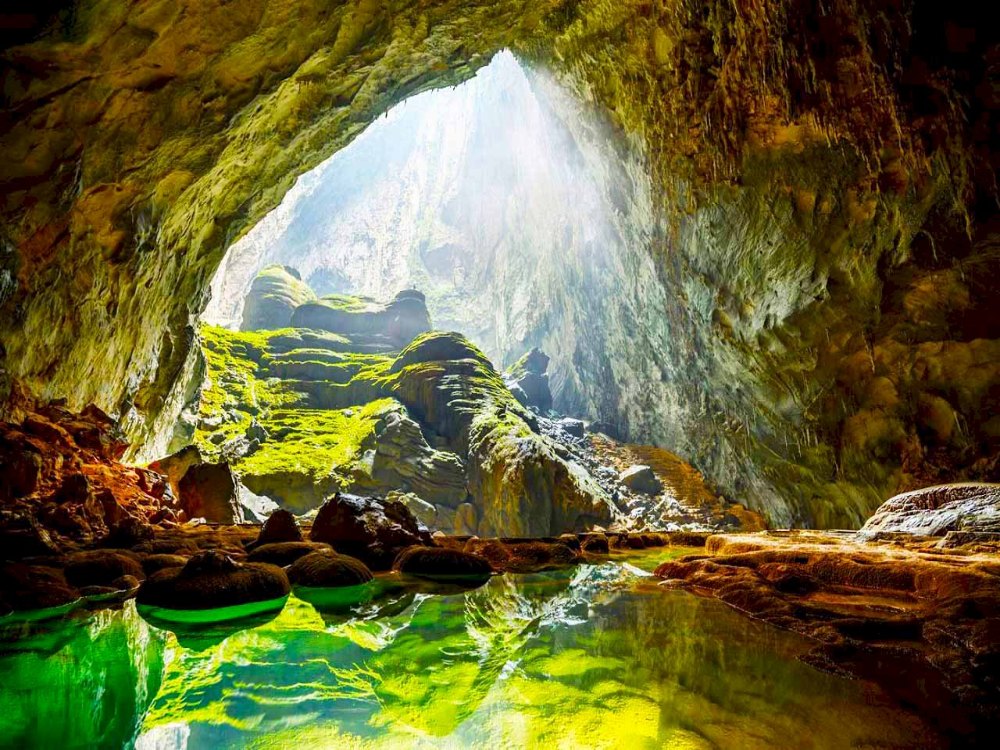 Tour Huế Đà Nẵng - Động Thiên đường