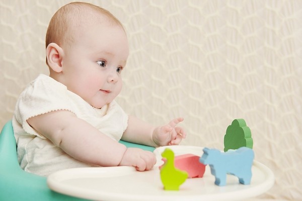 Đặc trưng tính cách ở bé 1 tuổi mẹ nên biết