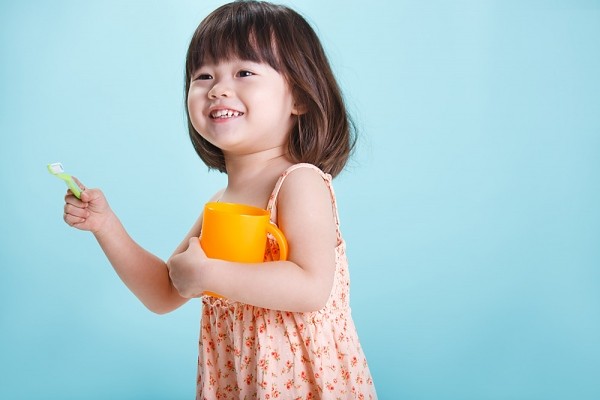 Nguyên nhân và cách chăm bé hôi miệng