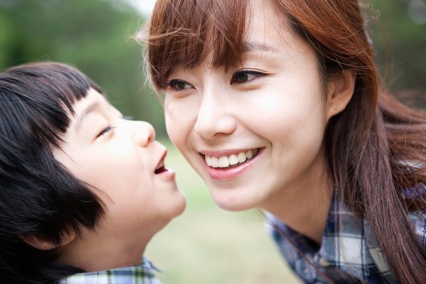 Đặc điểm phát triển nổi bật của bé lên 3