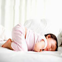 Cách dùng điều hoà, quạt để con không ốm