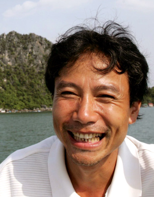 Lê Nam Trung - 20 năm ước vọng đem Ngọc Việt đến 5 châu