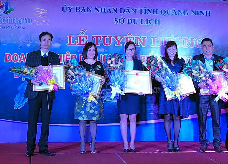 Công ty CP Ngọc trai Hạ Long được tuyên dương là Đơn vị tiêu biểu trong việc thực hiện Bộ quy tắc ứng xử