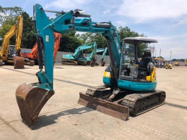 Máy xúc đào bánh xích guốc cao su Kobota RX505-70434