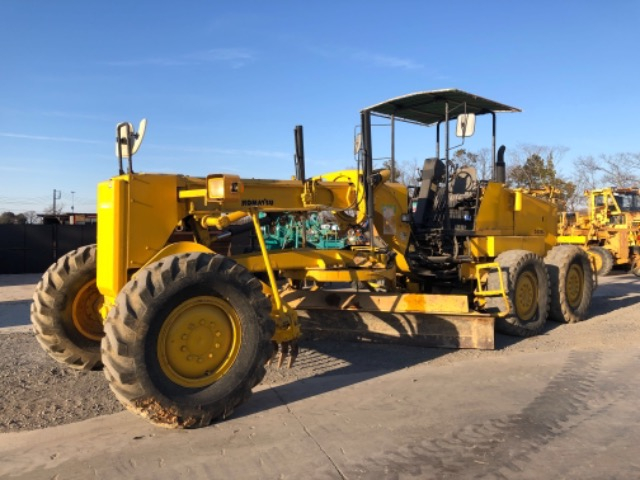 Máy san KOMATSU GD505A-3AE