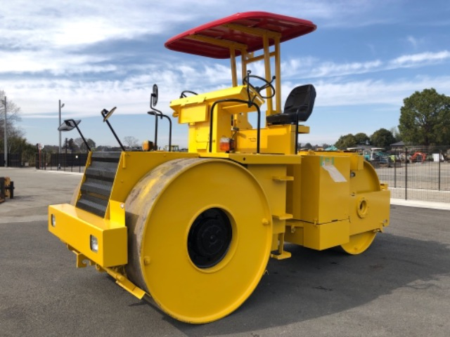 Lu ba bánh sắt hiệu Dynapac CS12-1591