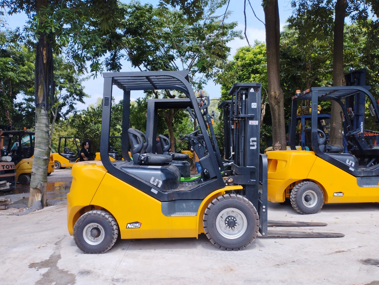 Xe nâng dầu UN FD25T