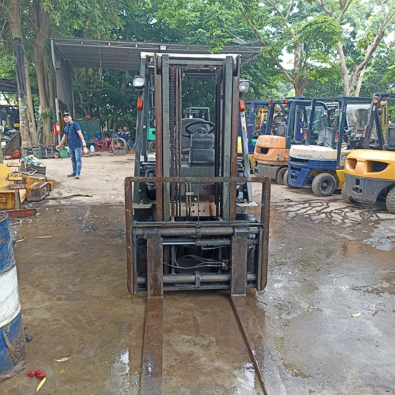 Nissan Y1F2A25-004057