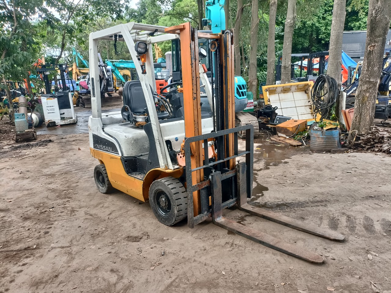 Nissan F1F1M15-002132