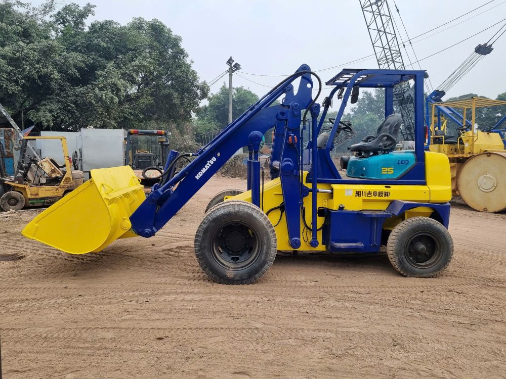 Komatsu SD25-5/85212