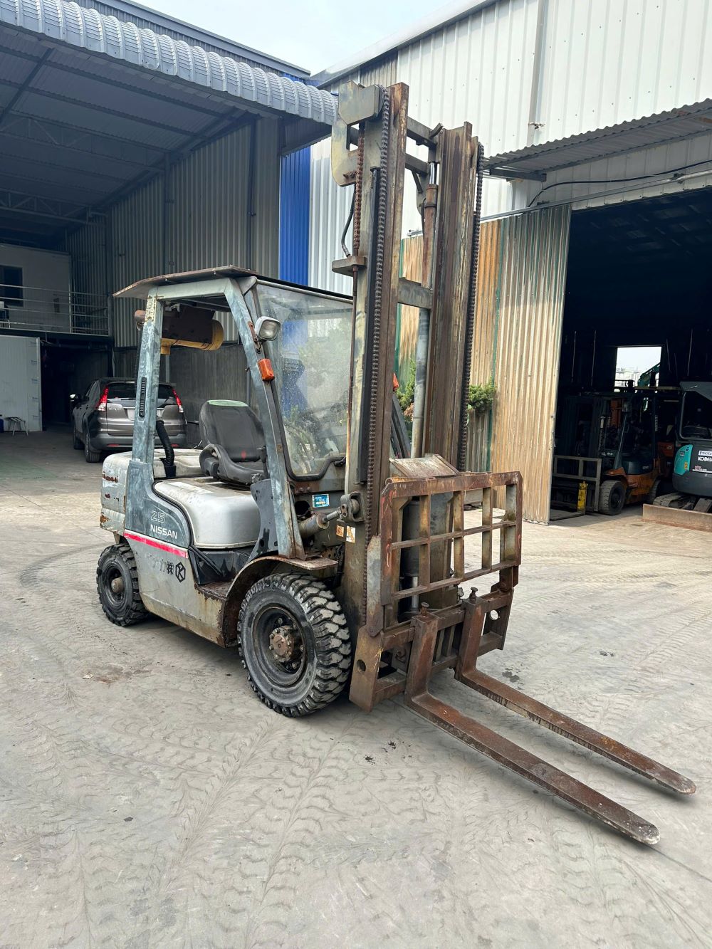 Nissan YL02/YL02-004637