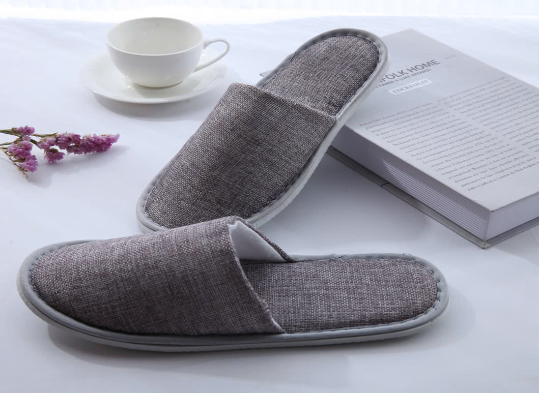 Slipper 02