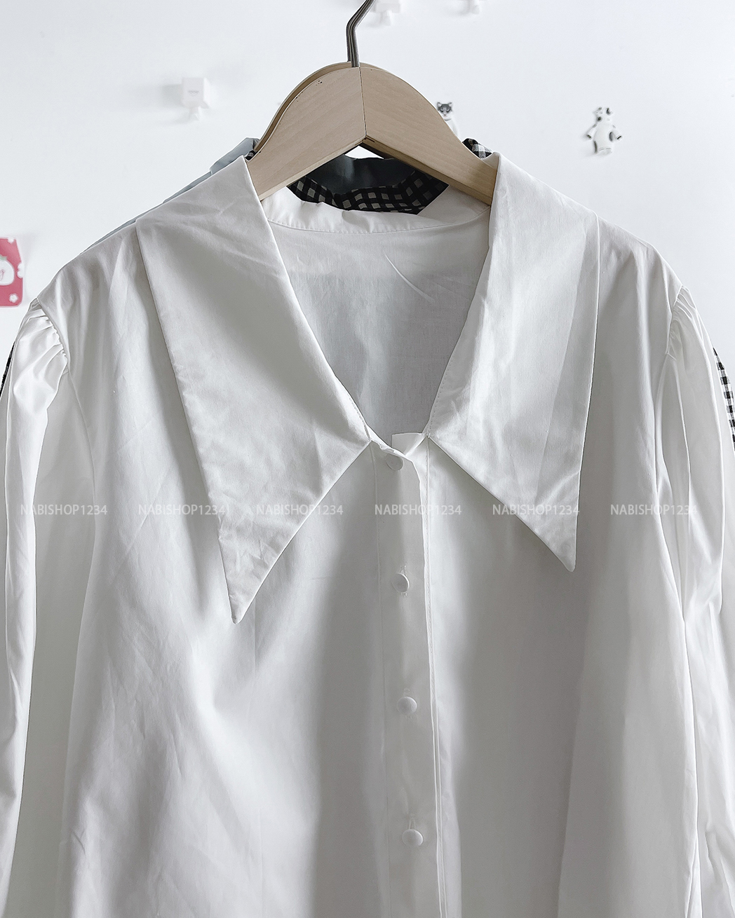 (S50%) Áo Sơ Mi Số 31-D 6737 Caro Cổ Nhọn 104/67