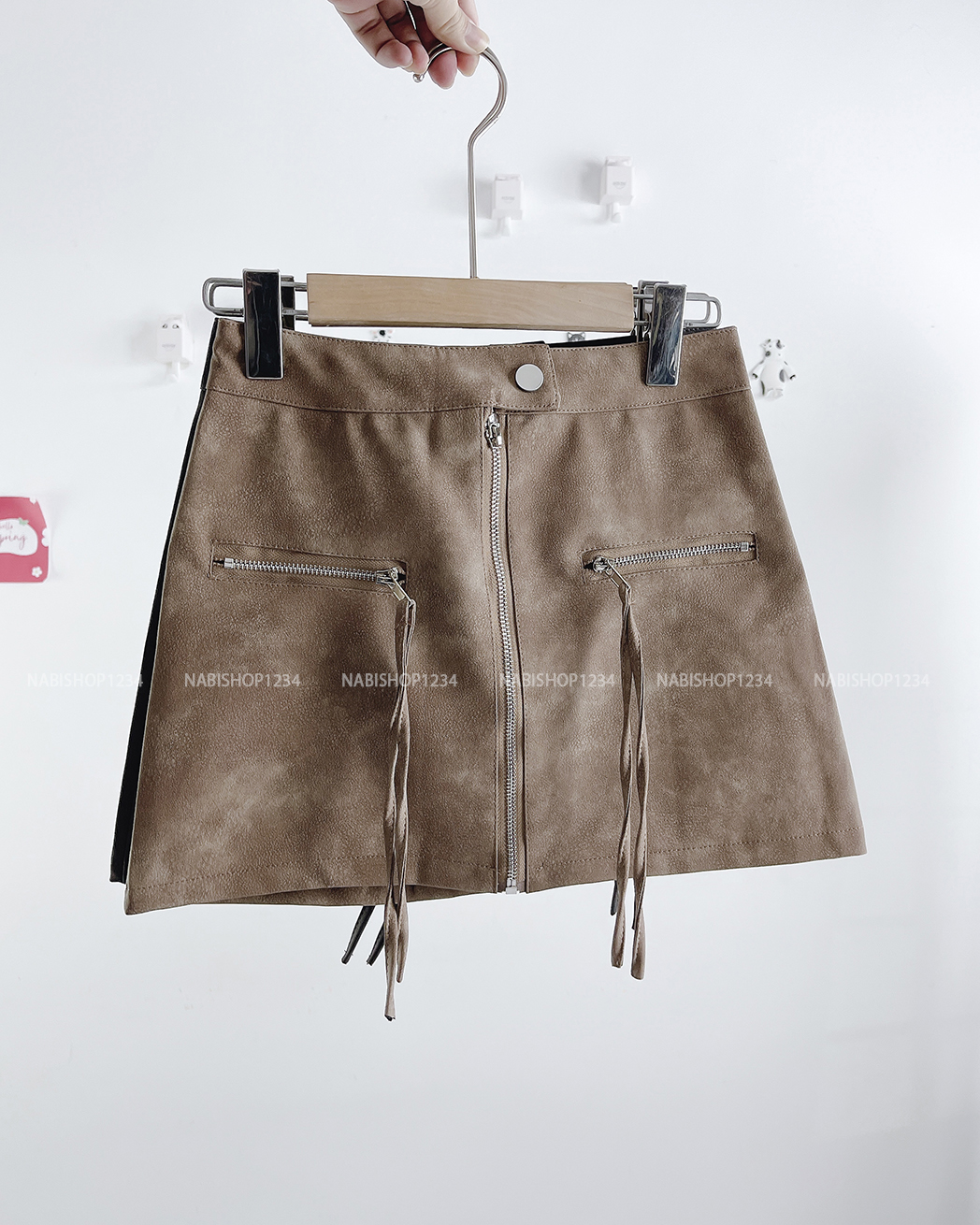 (S50%) Chân Váy Số 64-A 6650 Da 2 Túi Dây Kéo