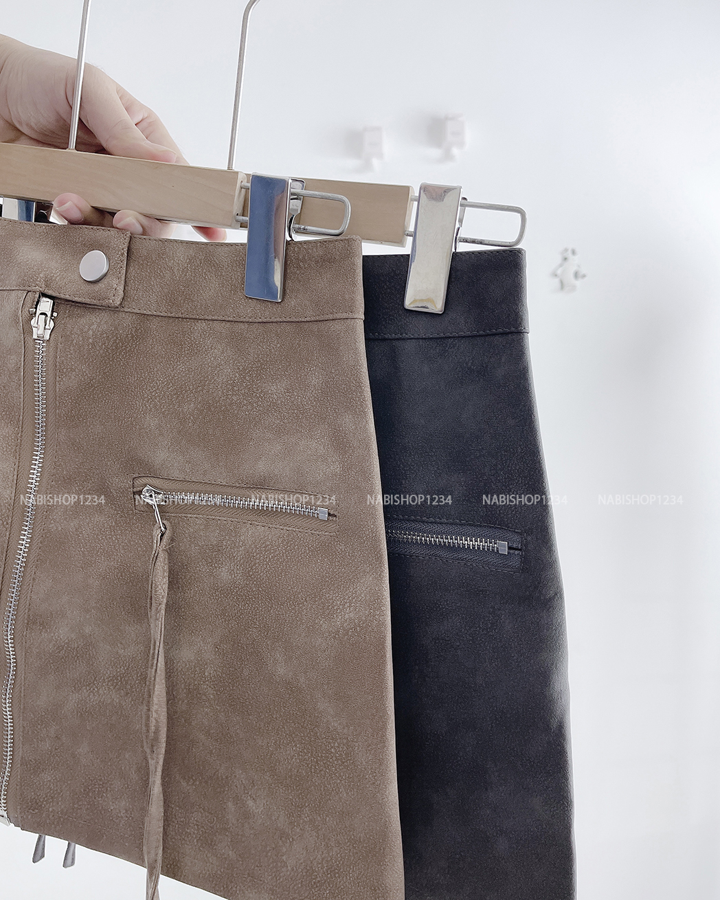 (S50%) Chân Váy Số 64-A 6650 Da 2 Túi Dây Kéo
