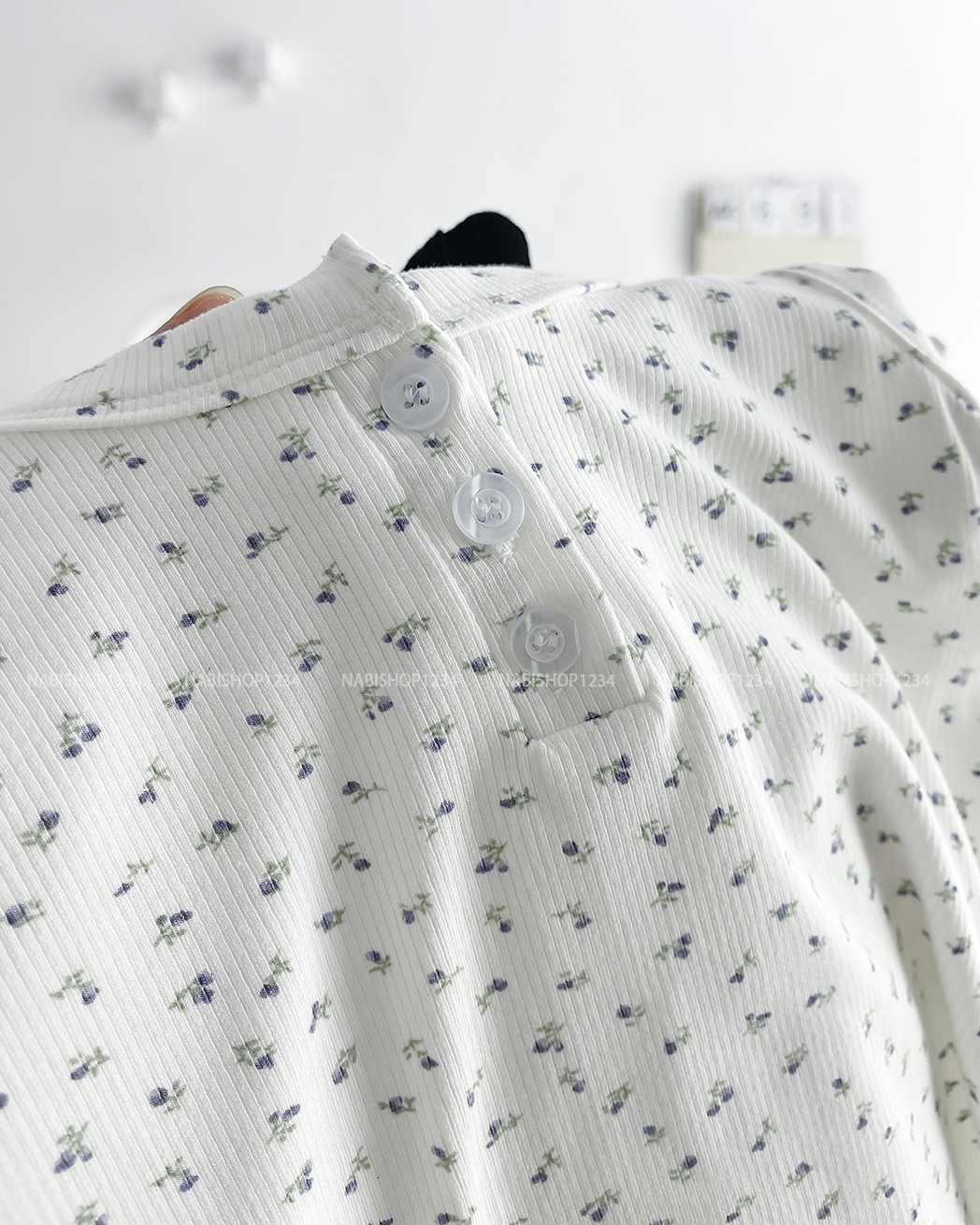 (SC99K) Áo Croptop Số 69-M 5527 3 Lỗ Hoạ Tiết Hoa 60/40