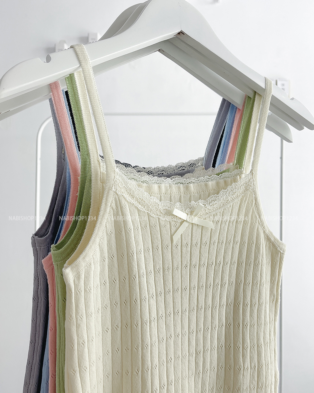 (SC99K) Áo Croptop Số 79-B 2 Dây Ren Nơ