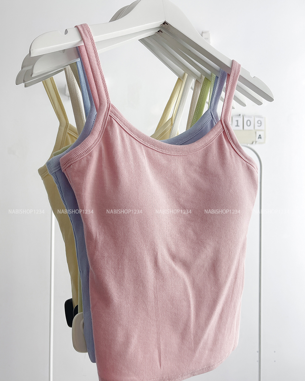 Áo Croptop Số 109-A 9099 2 Dây Thun Gân