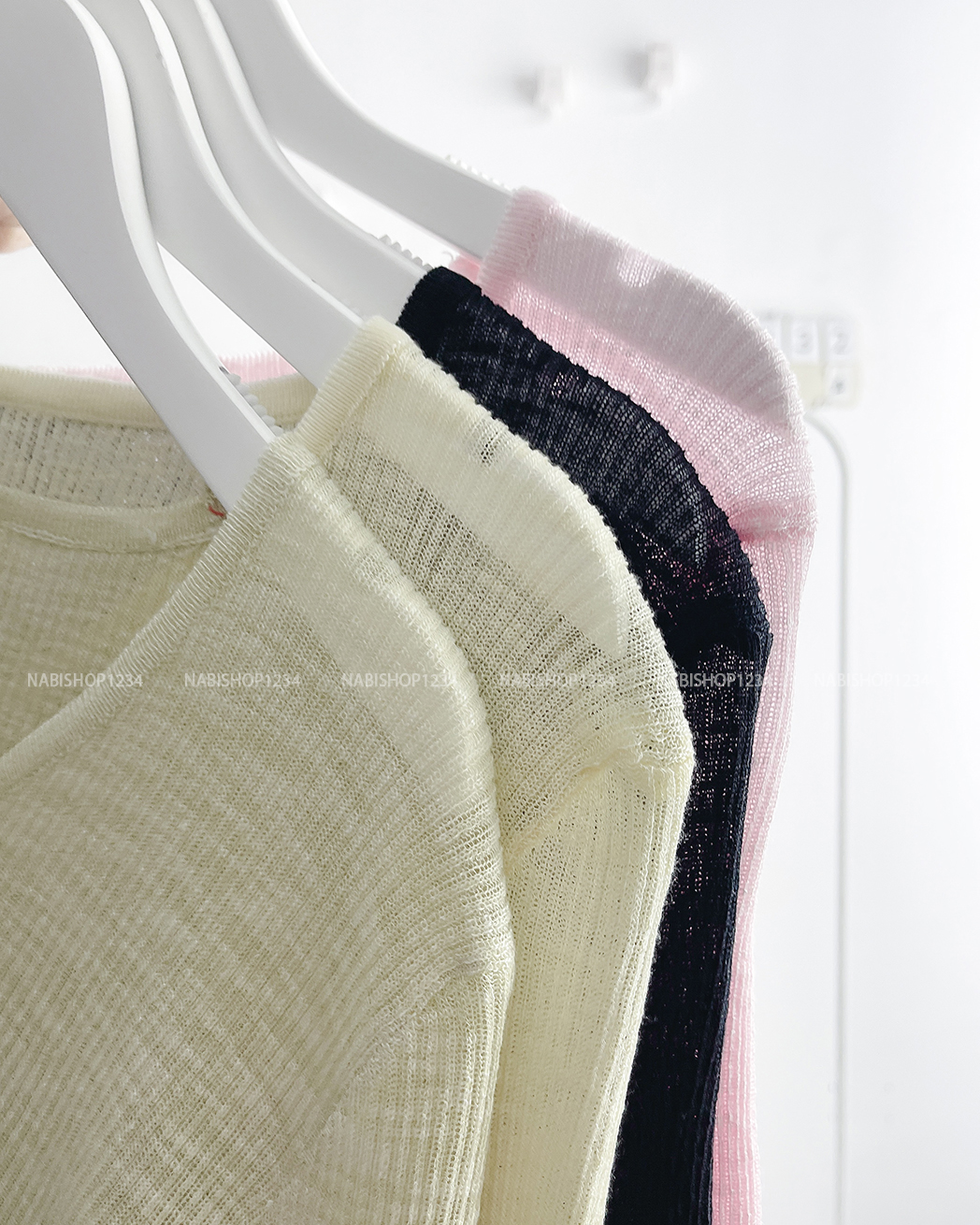 (S20%) Áo Khoác Số 132-A Cardigan Lửng Cổ V