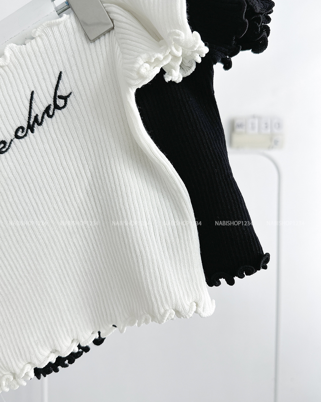 (S20%) Áo Croptop Số 130-C Trễ Vai Lai Bèo