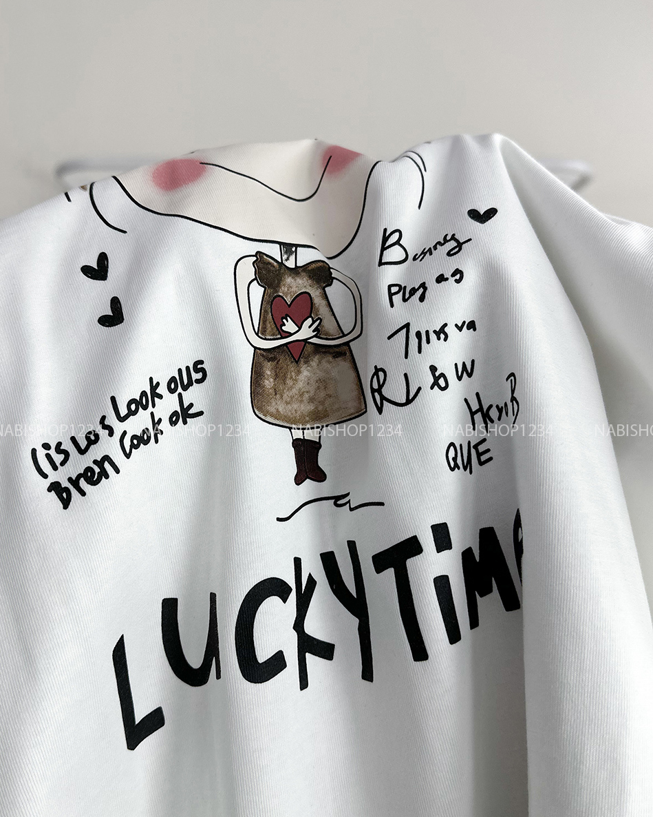 Áo Thun Số 30-A Cô Gái LUCKY