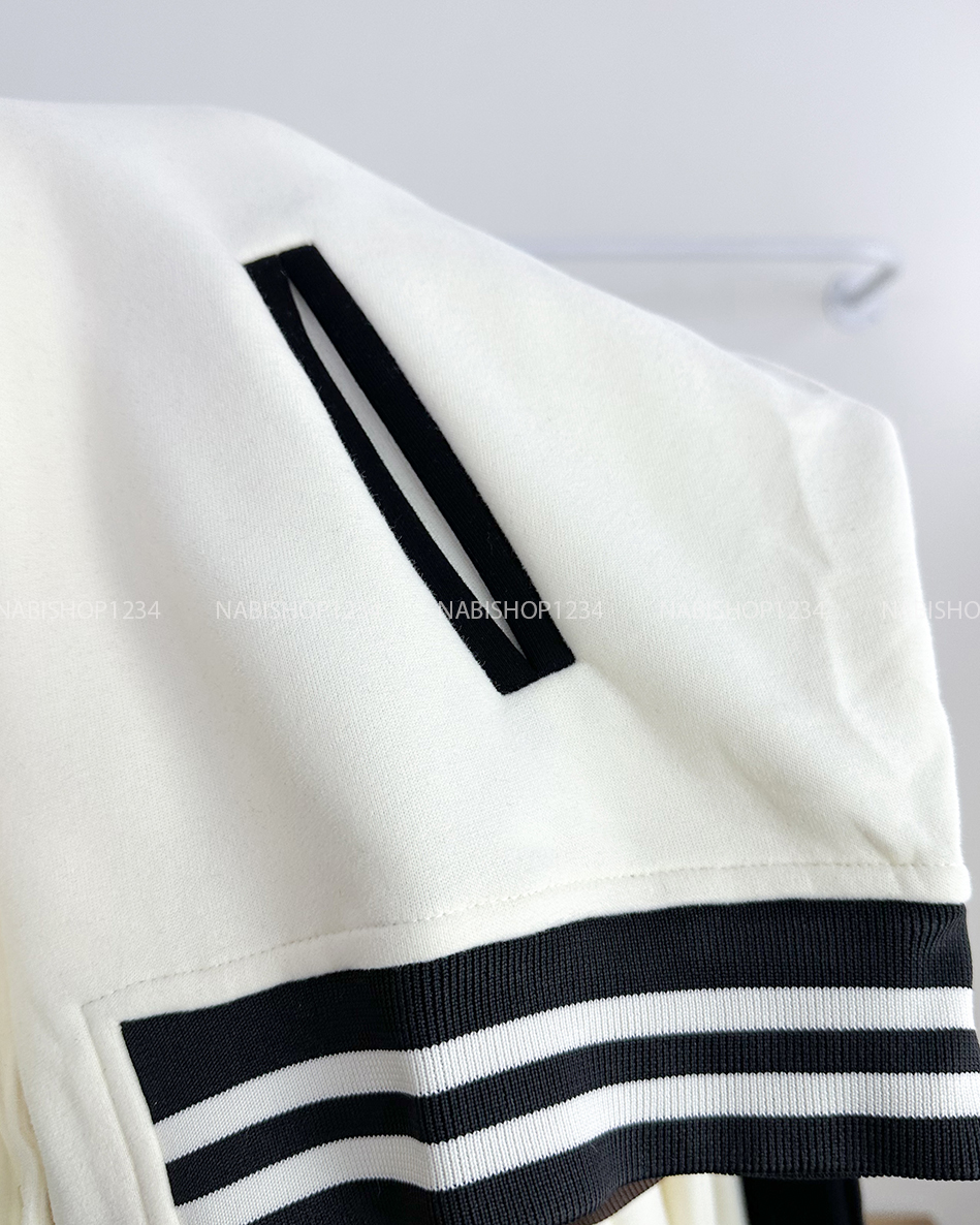 Áo Khoác Số 210-M Bomber Chữ Lưng Rest