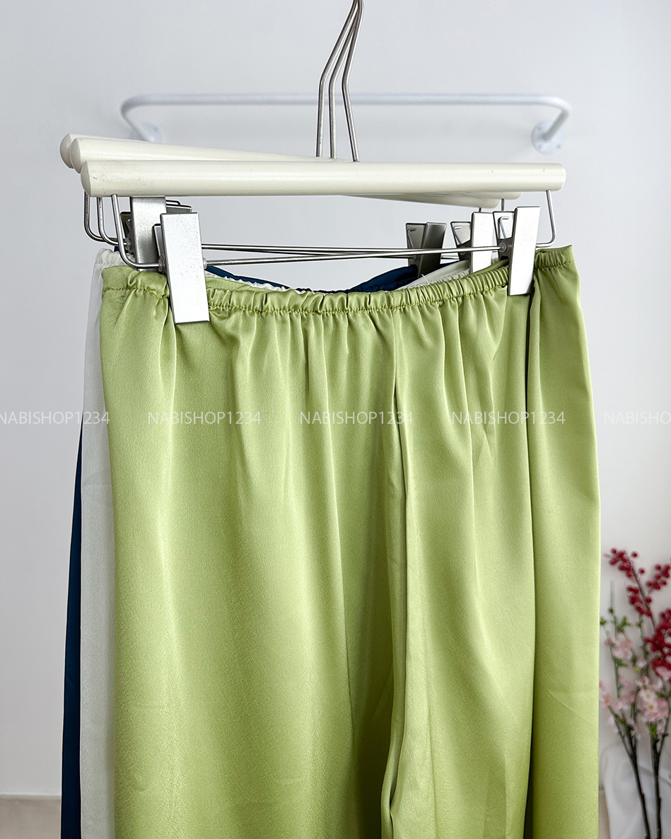 Áo Dài Số 13-C Tơ Hoa Thêu Tà Phối