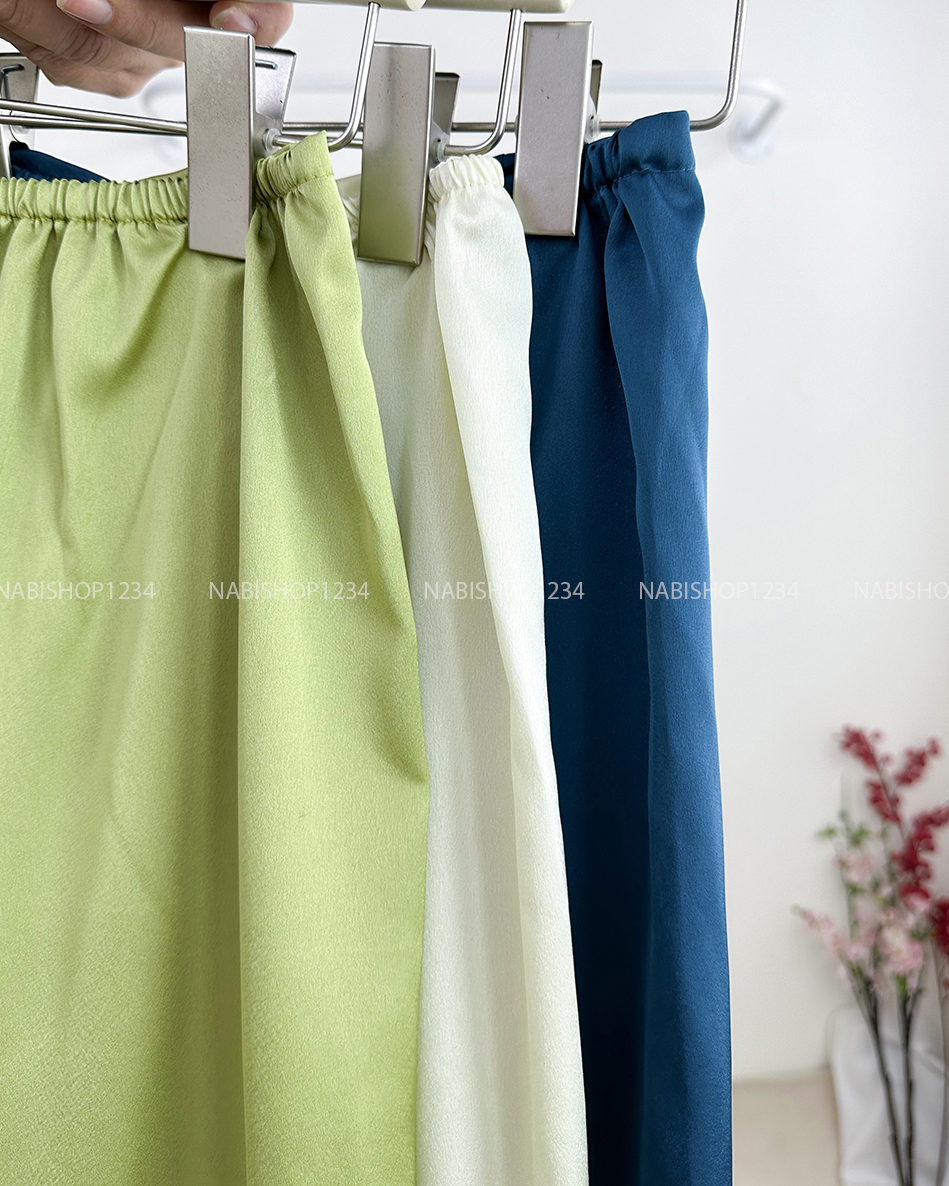 Áo Dài Số 13-C Tơ Hoa Thêu Tà Phối