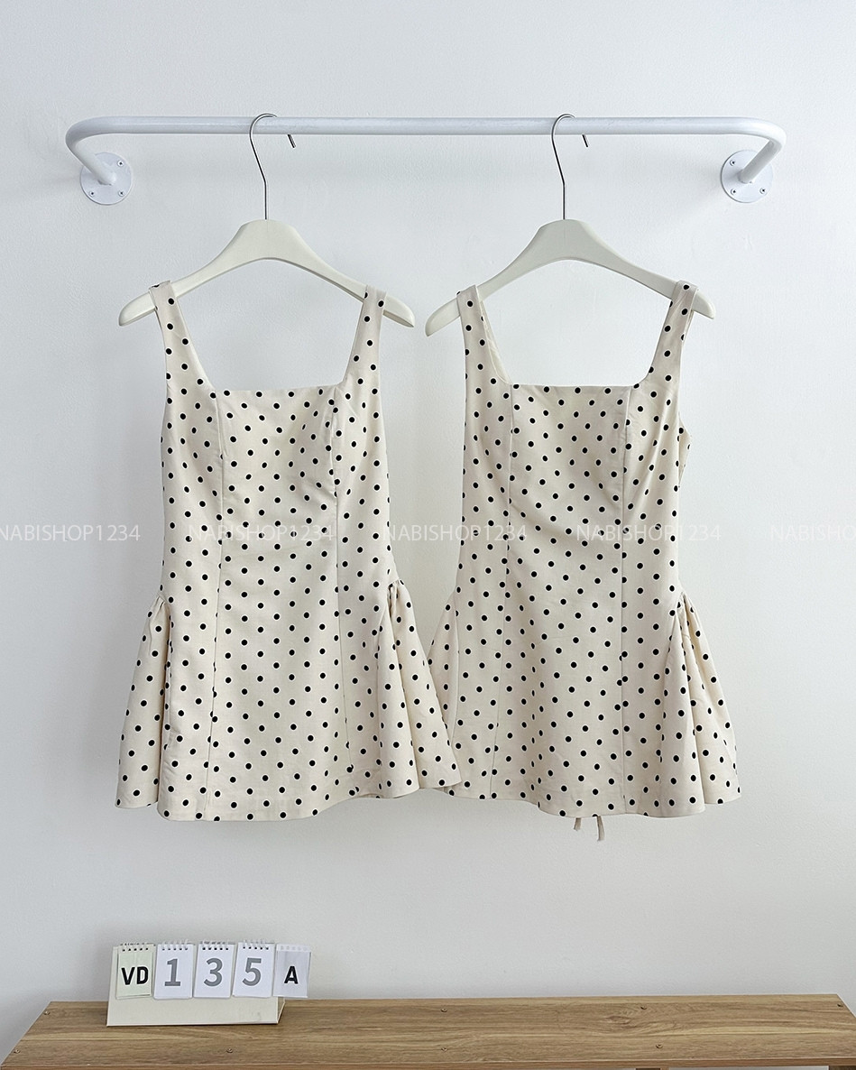 Váy Số 135-A 2 Dây Chấm Bi Đan Lưng