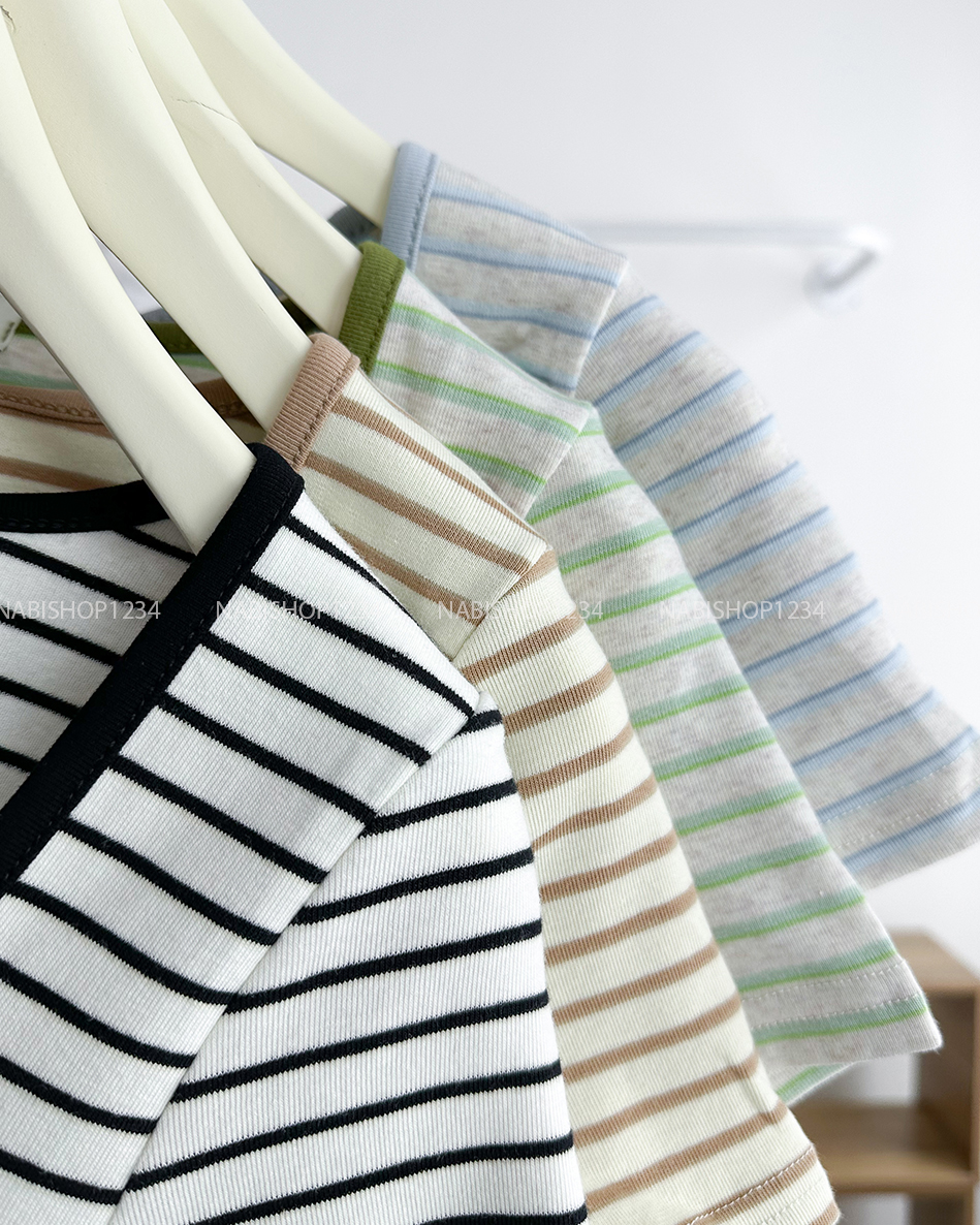 Áo Croptop Số 205-M 3522 Kẻ Cổ Vuông