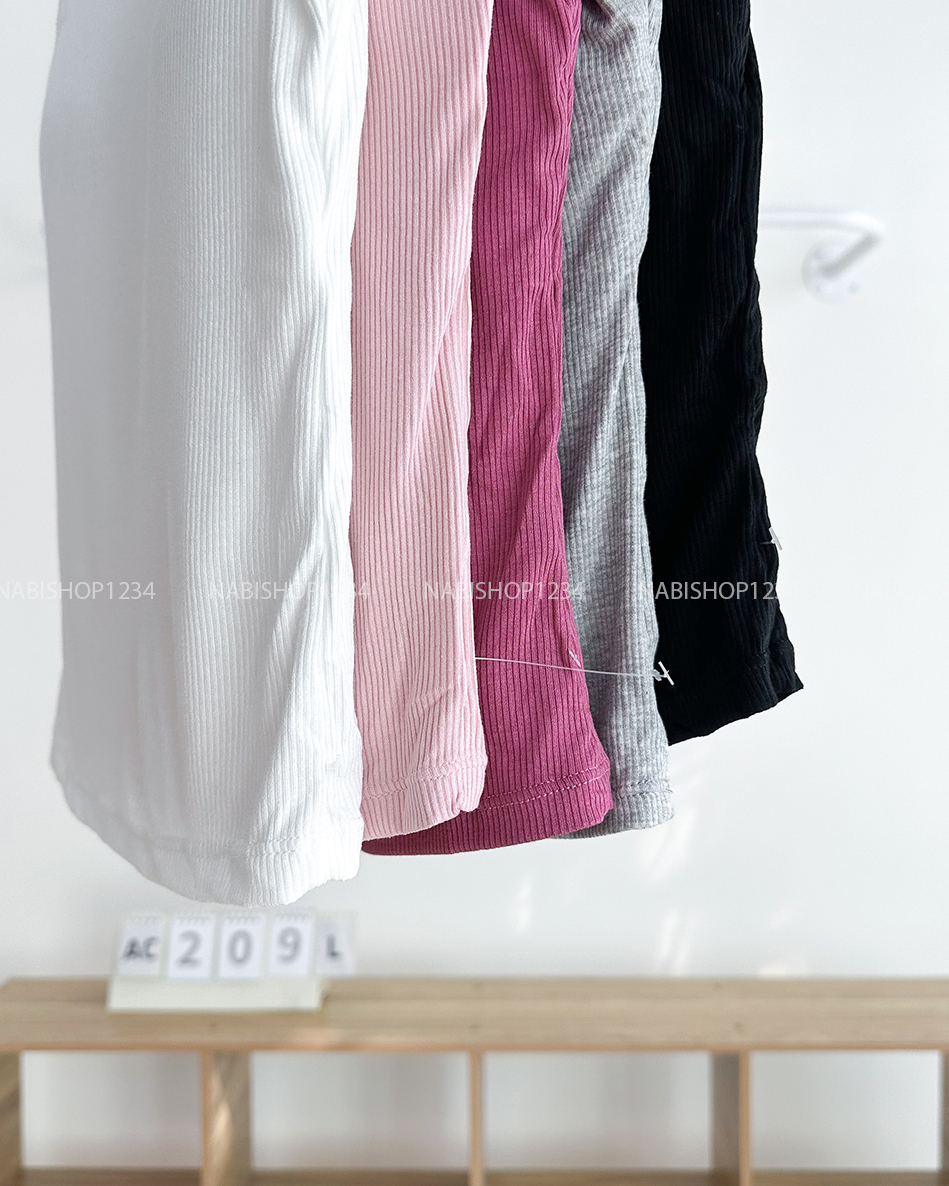 Áo Croptop Số 209-L 6870 Balo Tăm