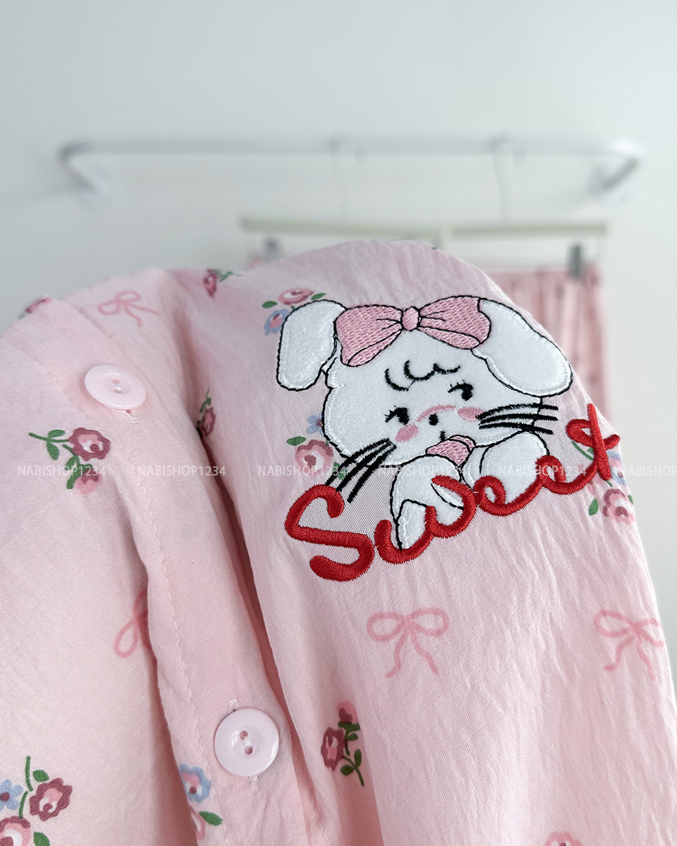 Đồ Ngủ Số 28-C Cổ Ren Thêu Thỏ 3 Món