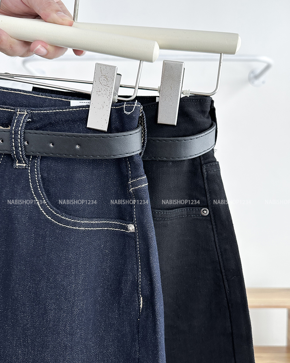 Quần Short Số 155-B 2690 Jean Thêu Chữ + Nịt