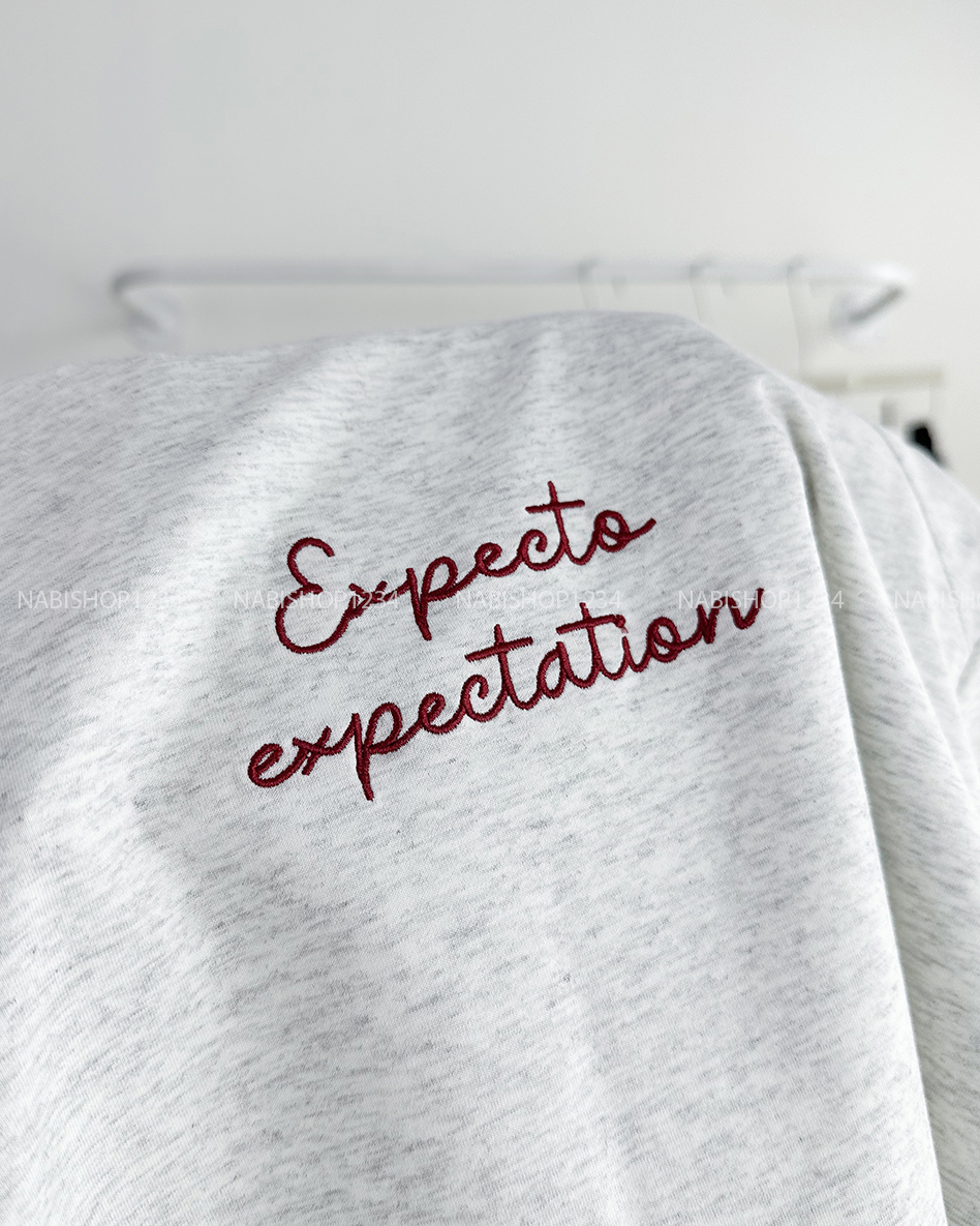 Set Đồ Số 81-B Thêu Chữ Expecte + Short