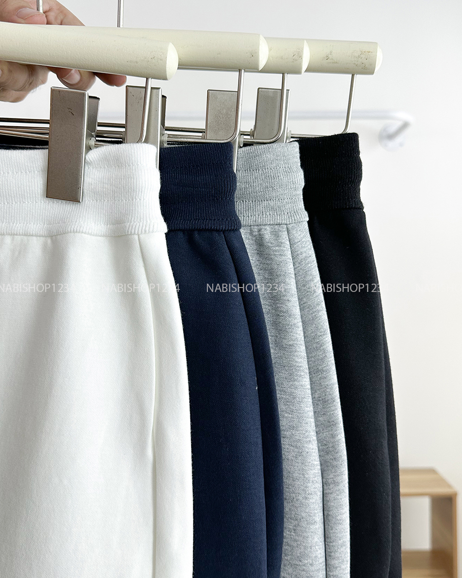 Chân Váy Số 218-D 3053 Ngắn Thun Thêu Chữ