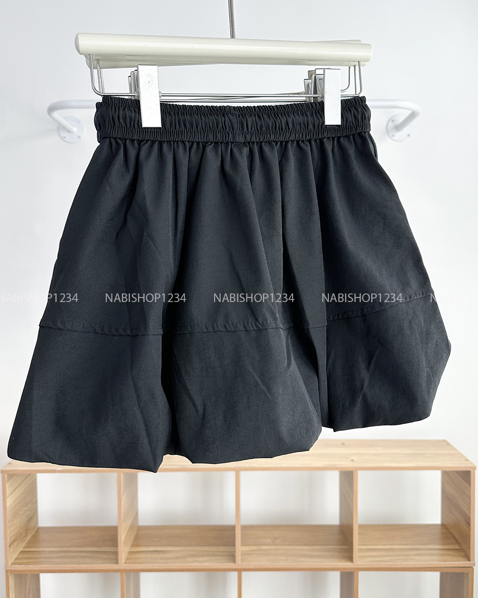 Chân Váy Số 265-U 8919 Ngắn Dáng Bí Đính Tag