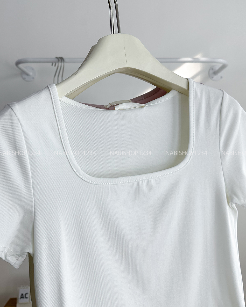 Áo Croptop Số 223-M 3702 Cổ Vuông Lai Ren