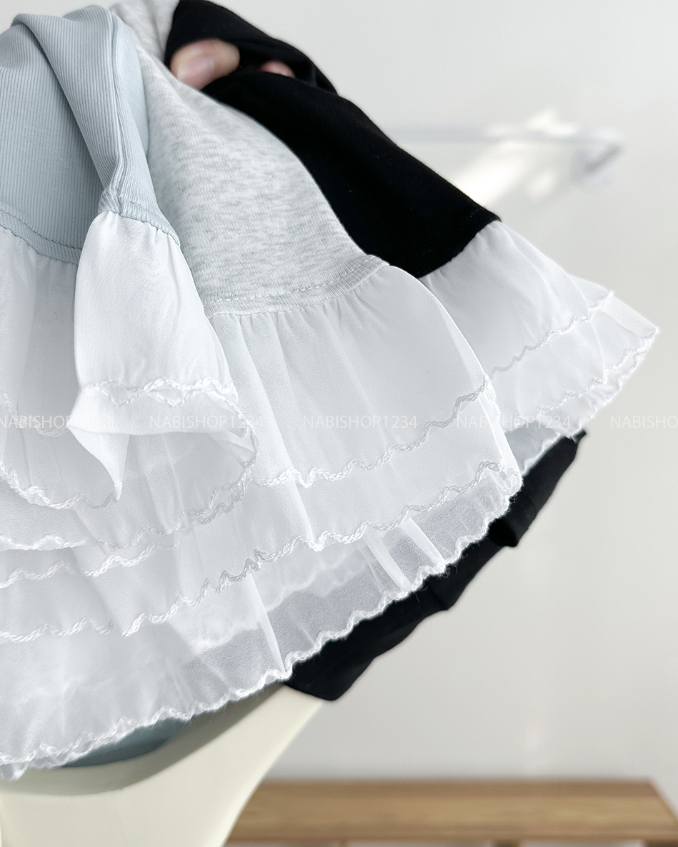 Áo Croptop Số 223-M 3702 Cổ Vuông Lai Ren