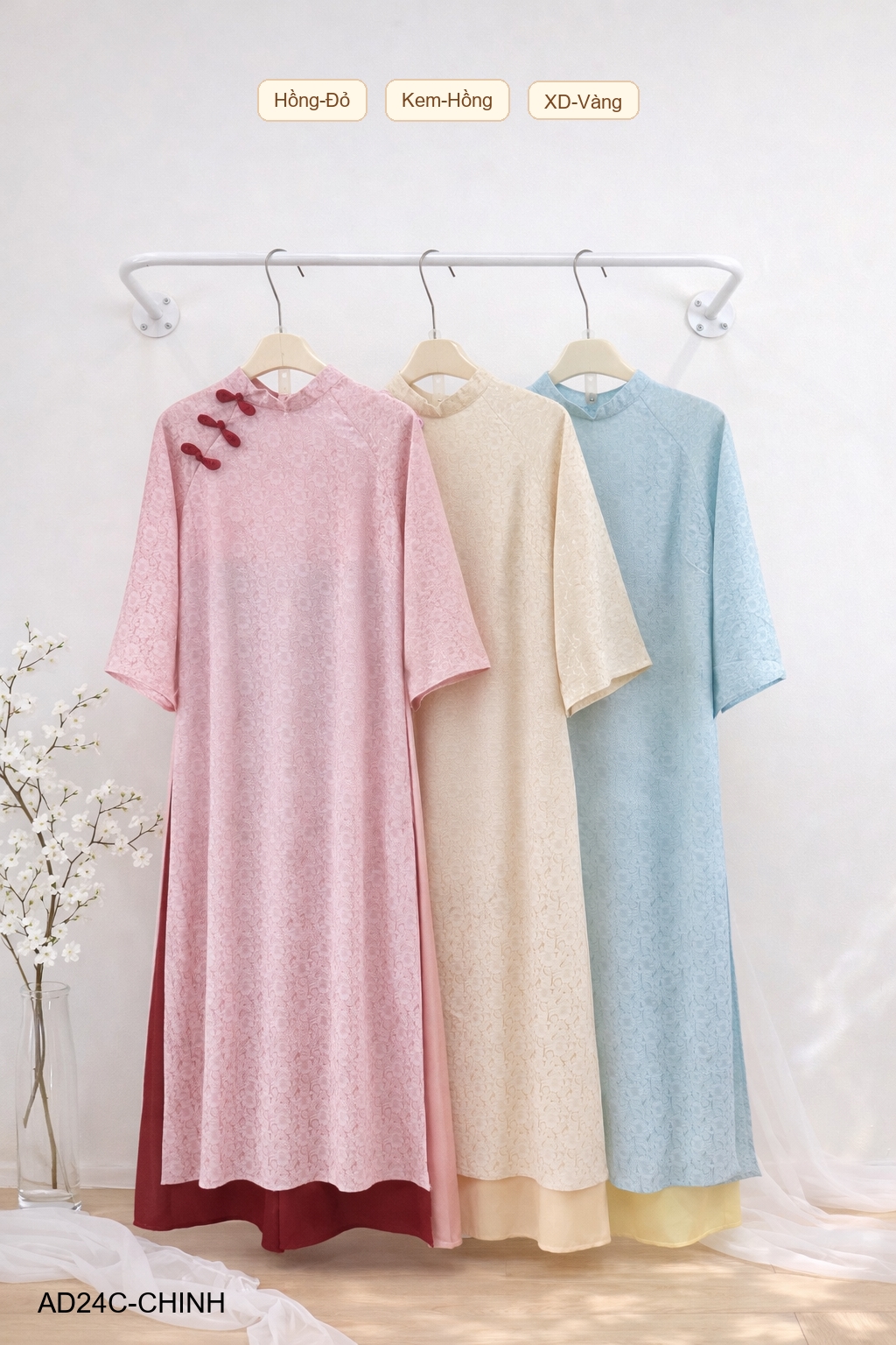 Áo Dài Số 24-C Gấm Hoa Khuy Tết