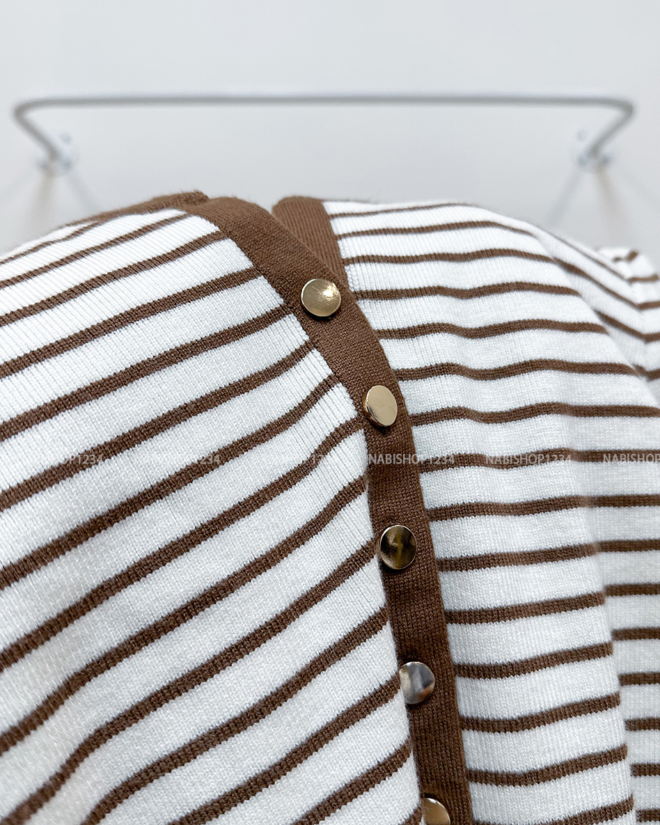 Áo Khoác Số 339-A Cardigan Kẻ Khuy Vàng