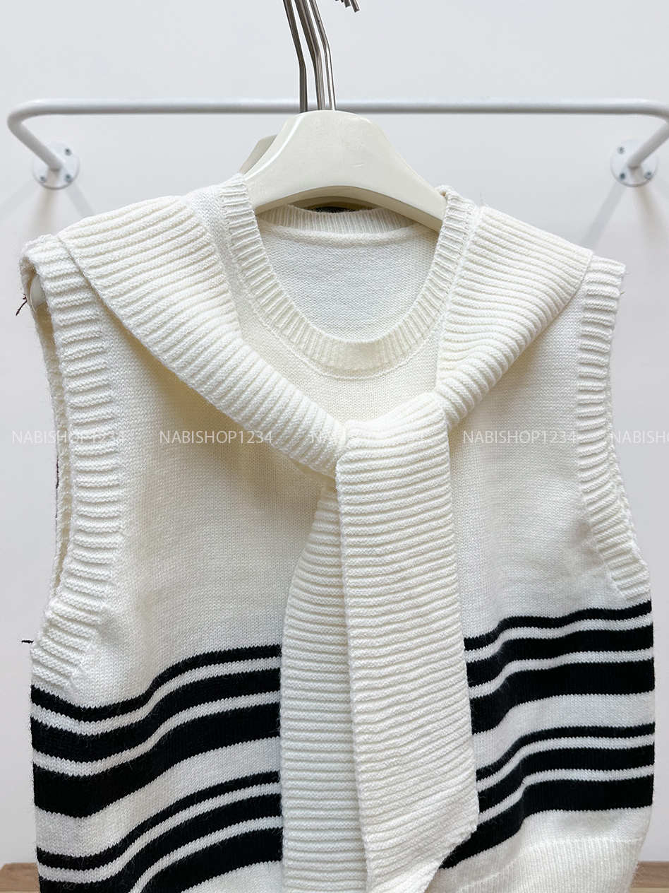 Áo Khoác Số 340-A Gile Kẻ Liền Khăn