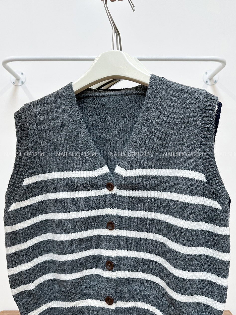 Áo Khoác Số 341-A Gile Kẻ Cổ V