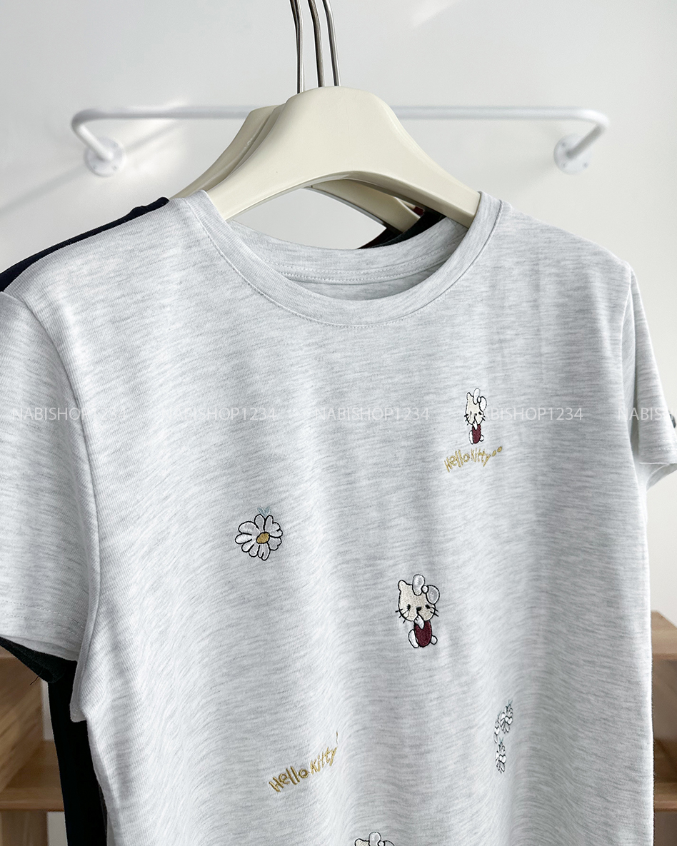Áo Thun Số 302-D 642 TN Thêu Kitty