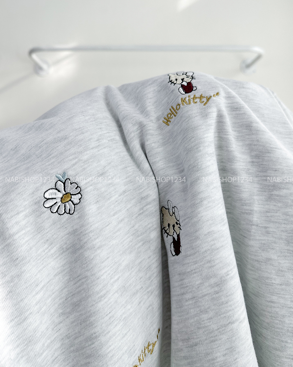Áo Thun Số 302-D 642 TN Thêu Kitty