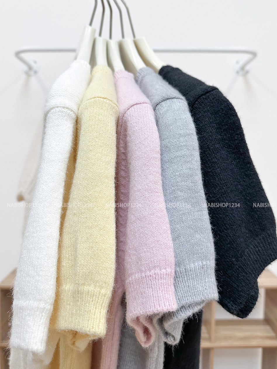 Áo Len Số 121-D TN Kitty